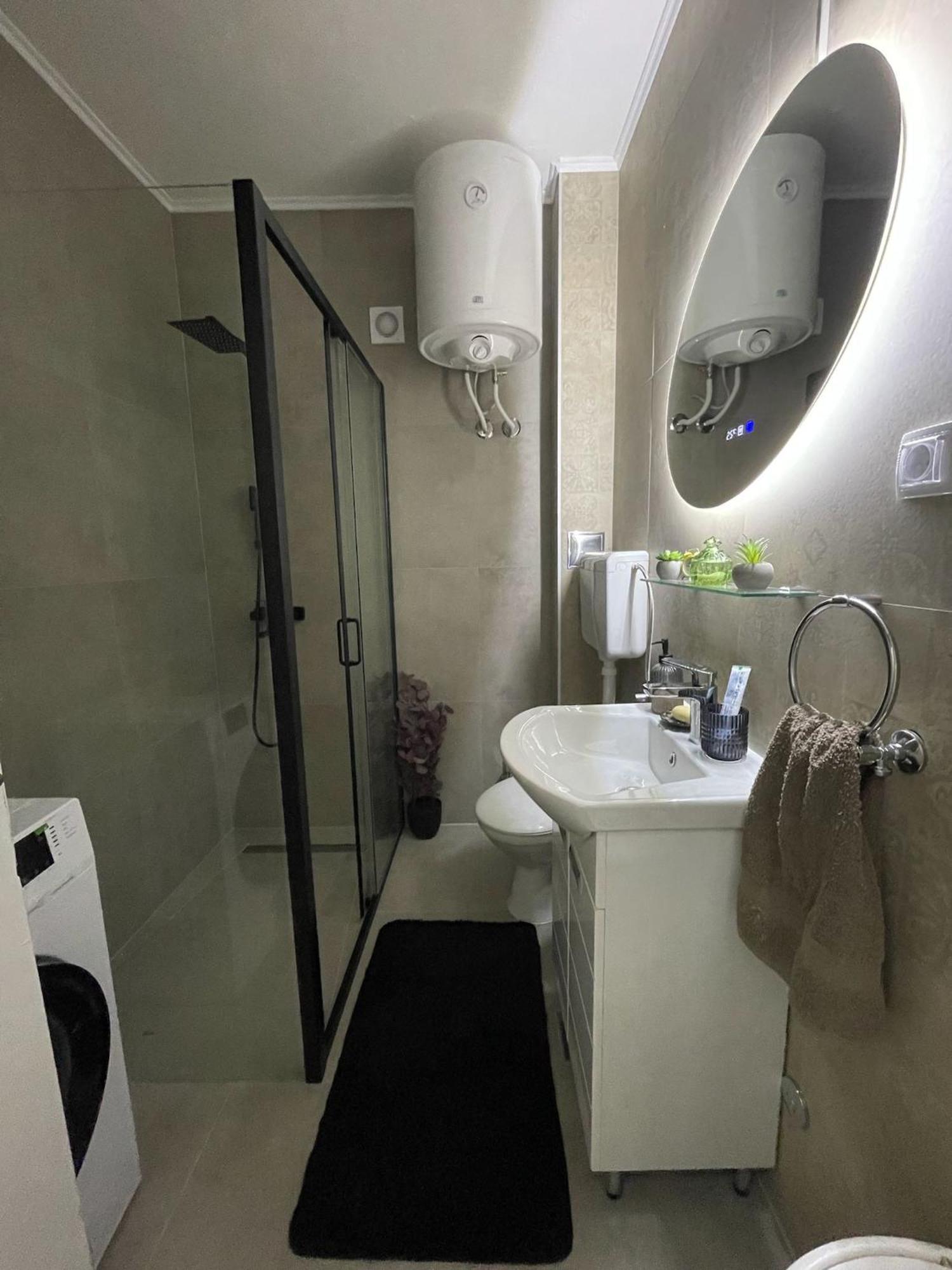 Apartman Avenia Нови Сад Екстериор снимка